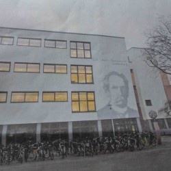 Carl-Benz-Gymnasium in Ladenburg - Die modernste Schule des Rhein-Neckar-Kreises. -